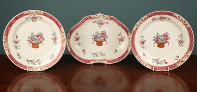 Lot 113 - A pair of Samson famille rose porcelain plates...