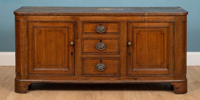 Lot 296 - An early 19th century oak dresser