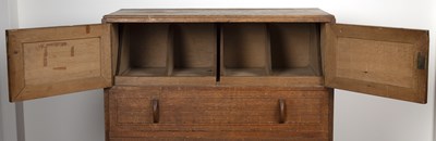 Lot 6 - Attributed to Gordon Russell (1892-1980) oak,...