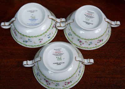 Lot 527 - A 20th century Bernardaud Limoges part dinner service