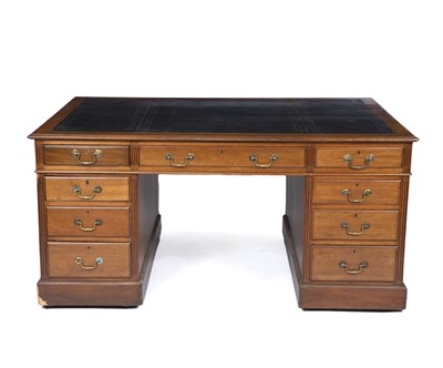 Lot 187 - A 19th century Georgian style mahogany...