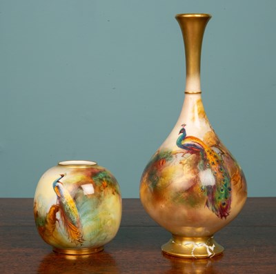 Lot 115 - An Early 20th century Royal Worcester vase,...