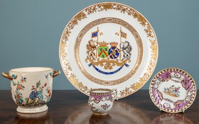 Lot 32 - A French Kakiemon style porcelain bowl,...