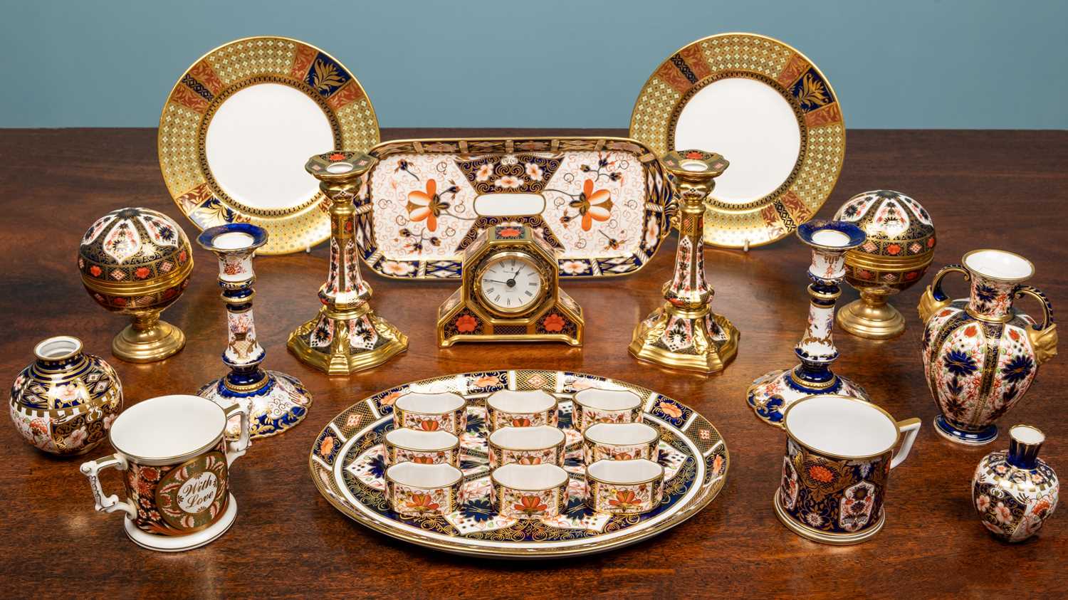 Lot 22 - An assortment of Royal Crown Derby porcelain,...
