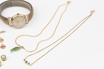 Lot 305 - A 9ct gold cased wristwatch, the circular dial...