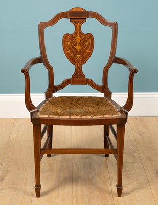 Lot 172 - An Edwardian side chair, mahogany, veneered...