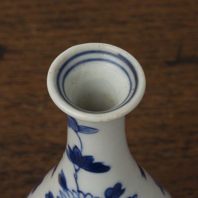 Lot 55 - Small blue and white vase Chinese, 18th/19th...