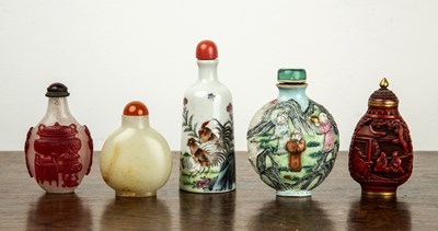 Lot 231 - Five snuff bottles Chinese including an agate...