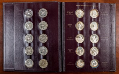 Lot 68 - A set of cased Pinches silver medallions 'The...