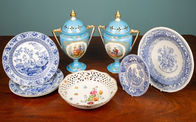 Lot 76 - Three Wedgwood Oriental blue and white...