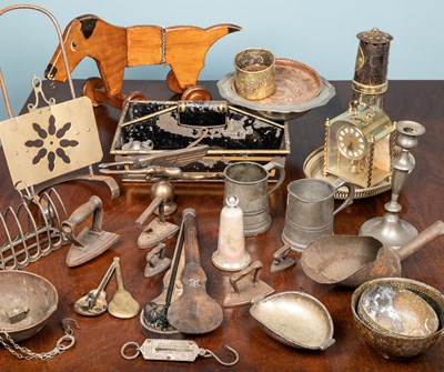 Lot 244 - A group of miscellaneous items to include a...