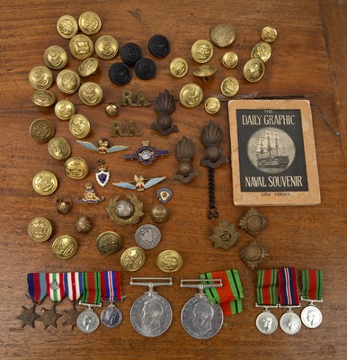 Lot 185 - Militaria interest collection of items...