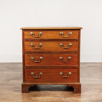 Lot 30 - Mahogany chest of drawers 19th Century, six...