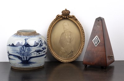 Lot 345 - Group of pieces including a Chinese blue and...