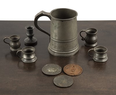 Lot 346 - Pewter Quart tankard marked james Yates, 15cm...