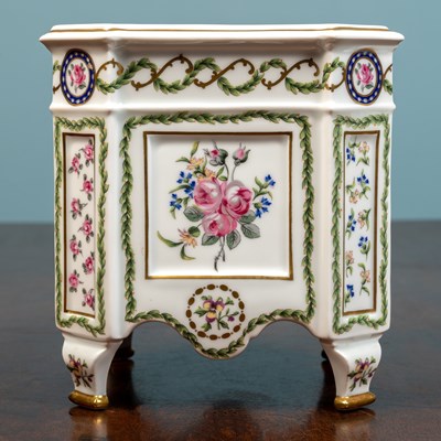 Lot 10 - A Haviland Limoges cachepot, porcelain with a...