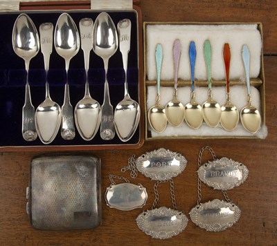 Lot 261 - Collection of silver comprising of a set of...