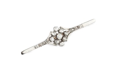 Lot 116 - A diamond set bar brooch, designed as a...