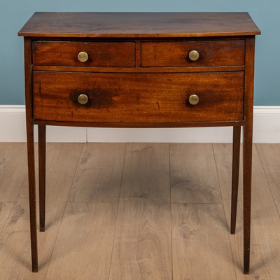 Lot 304 - A small bow fronted mahogany side table