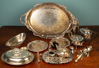 Lot 111 - A Mappin & Webb silver plated canteen of cutlery and other miscellaneous items