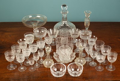 Lot 8 - An assortment of crystal and glassware,...