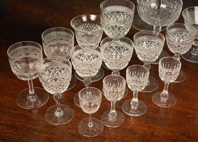 Lot 8 - An assortment of crystal and glassware,...