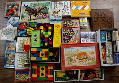 Lot 347 - Collection of vintage toys and games...