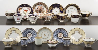 Lot 319 - Group of trios and cups and saucers English,...