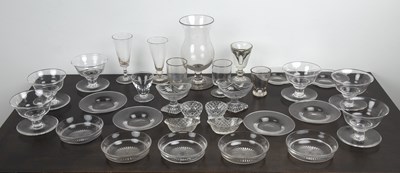 Lot 369 - Collection of miscellaneous glassware...