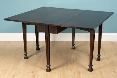 Lot 284 - A 19th century gateleg table, mahogany, with...