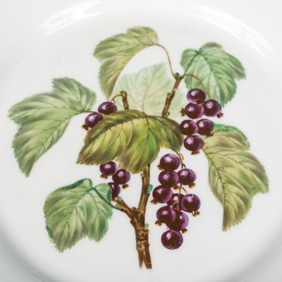 Lot 43 - A porcelain hand painted plate decorated with...