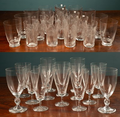 Lot 575 - A selection of Lalique glassware