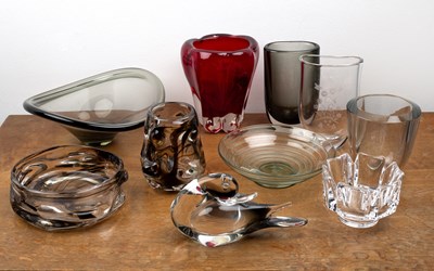 Lot 367 - Collection of miscellaneous glassware...