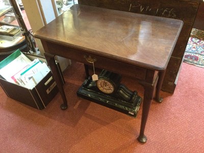 Lot 98 - A Georgian mahogany side table with a single...