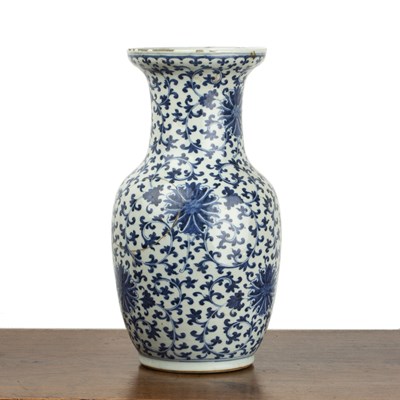 Lot 35 - Blue and white porcelain vase Chinese, 19th...