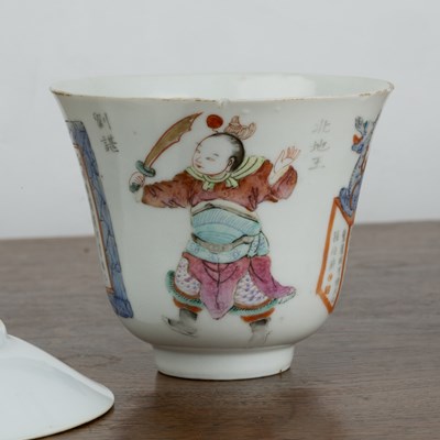 Lot 150 - Enamelled porcelain wine cup Chinese painted...