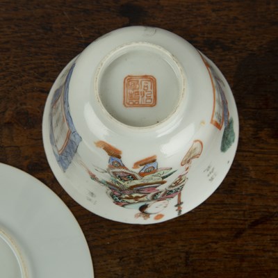 Lot 150 - Enamelled porcelain wine cup Chinese painted...