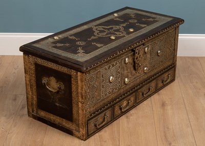 Lot 340 - A Zanzibar style chest