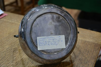 Lot 424 - Group of pieces Chinese and Russian including...