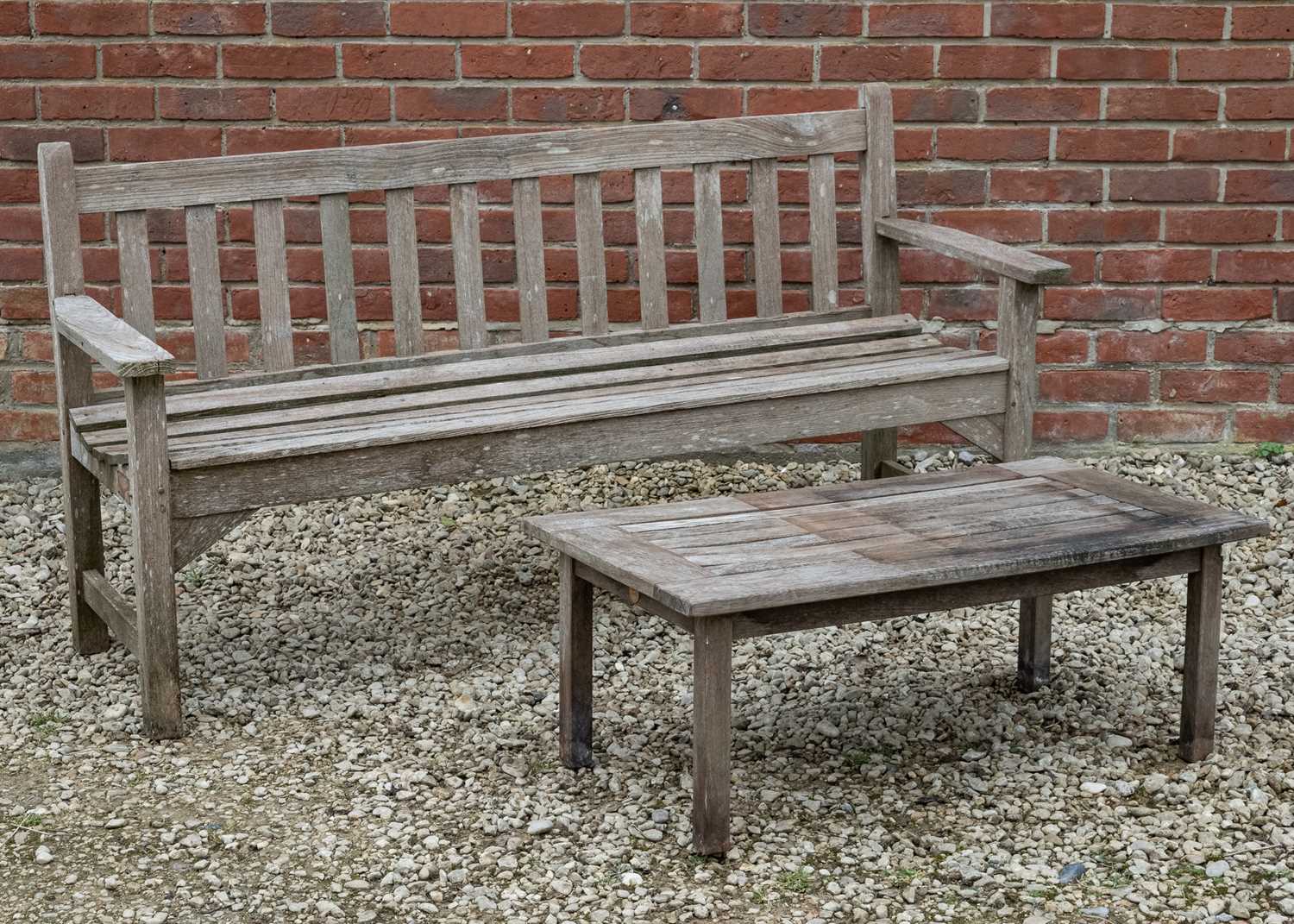 Lister best sale garden bench