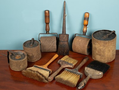 Lot 311 - An assortment of five scumbling rollers