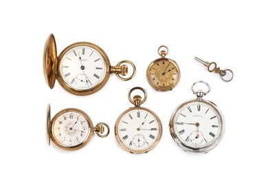 Lot 203 - An open face pocket watch, the circular white...