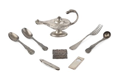 Lot 794 - An Edwardian Scottish silver oil lamp of Roman...