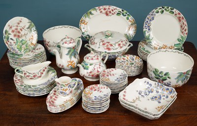 Lot 190 - A Gien France 'Tamarin' dinner service