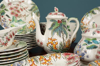 Lot 190 - A Gien France 'Tamarin' dinner service