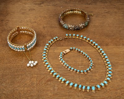 Lot 400 - Collection of Continental jewellery comprising...