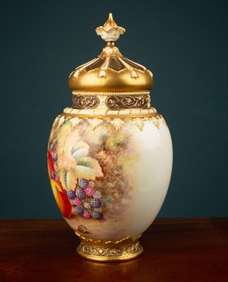 Lot 82 - A Royal Worcester pot pourri vase