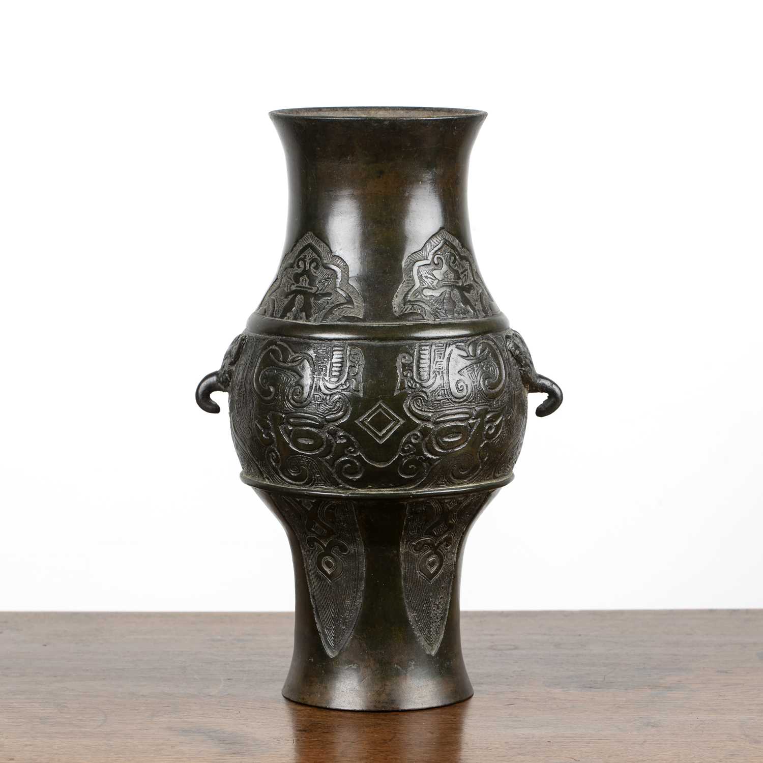 Lot 303 - Bronze archaic style vase Chinese, 18th/19th...