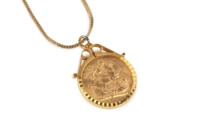 Lot 227 - A sovereign pendant on chain, the Edward VII...