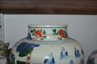 Lot 77 - Wucai porcelain vase Chinese, late 17th/18th...